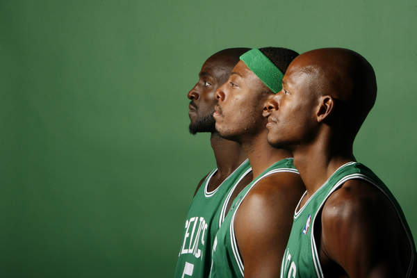 半场战报：莱切0-0维罗纳（半场比分：莱切与维罗纳互交白卷）