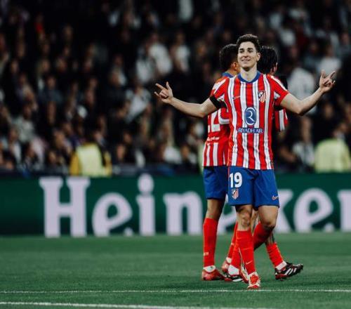 篮球火箭球员赛前训练亮眼（火箭队球员赛前训练表现抢眼）